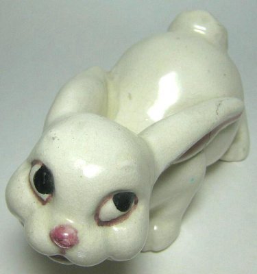 Rabbit cermamic figure (Brayton)