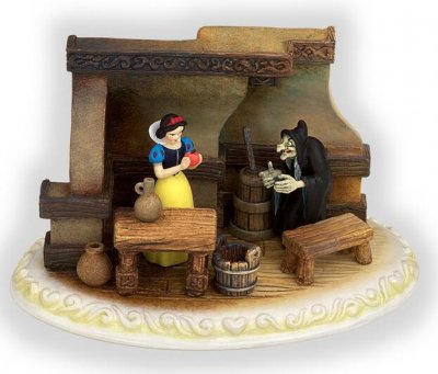 Take a Bite (Olszewski Disney miniature figurine)