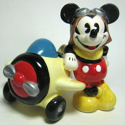 Mail Pilot Mickey Mouse and airplane salt and pepper shaker set