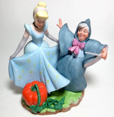 Cinderella and Fairy Godmother Disney figurine (Grolier)