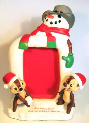 Chip 'N Dale with snowman photo frame