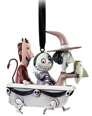 Lock, Shock and Barrel in bathtub ornament (2011)