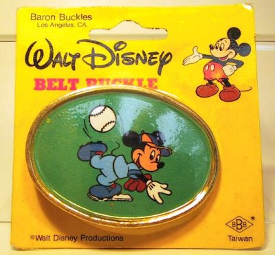 Belt buckle featuring Mickey Mouse playing baseball (Disney)