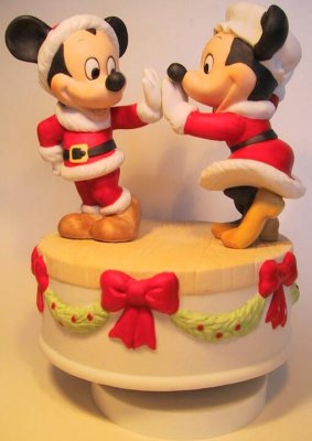 Mickey Mouse and Minnie Mouse Christmas Disney musical box