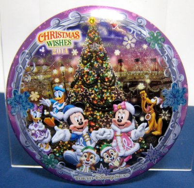 Tokyo Disney Sea 'Christmas Wishes' 2014 button