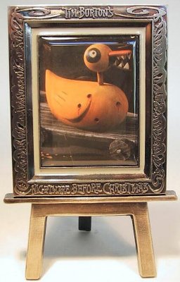 Killer Duck pin & easel