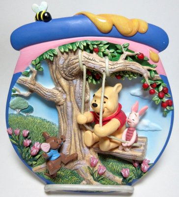 'Sharing a ride' - Disney's Winnie the Pooh 3D decorative plate