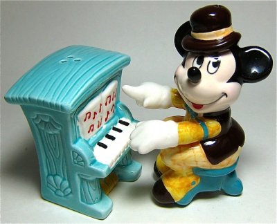 Mickey Mouse piano player salt and pepper shaker set