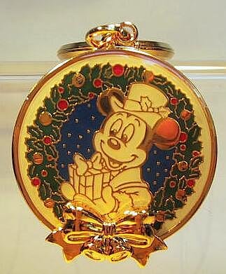 Mickey Mouse in top hat with gift Christmas keychain